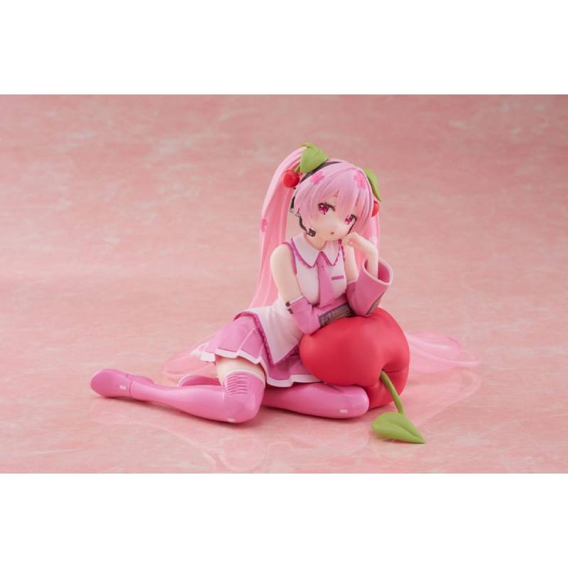 Hatsune Miku Sakura Miku Cherry Cushion Figuuri Ver. 13 cm