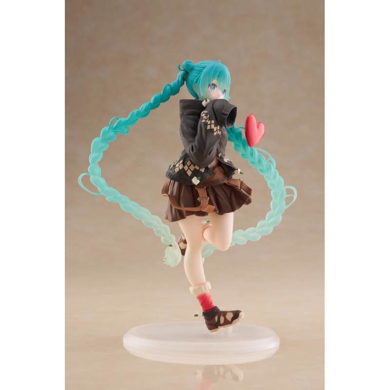 Hatsune Miku Fashion Outdoor Spring Ver. Figure, 18cm