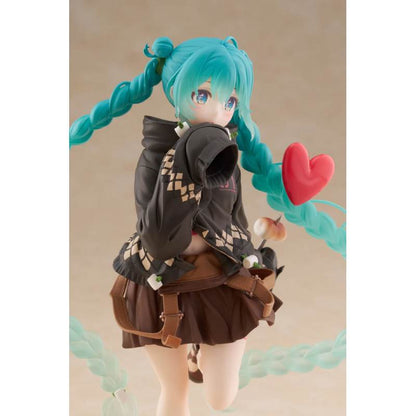Hatsune Miku Fashion Outdoor Spring Ver. Figure, 18cm