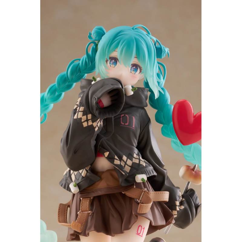 Hatsune Miku Fashion Outdoor Spring Ver. Figure, 18cm